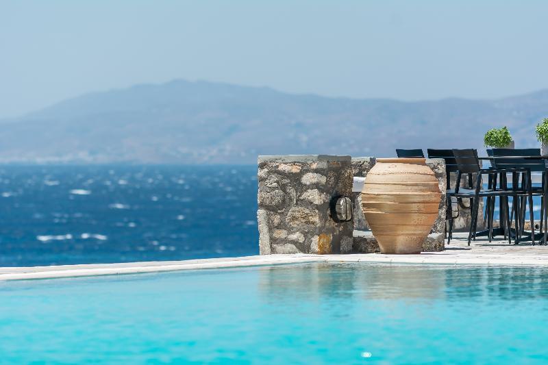 Capo Di Mykonos Resort Agios Ioannis Diakoftis 外观 照片